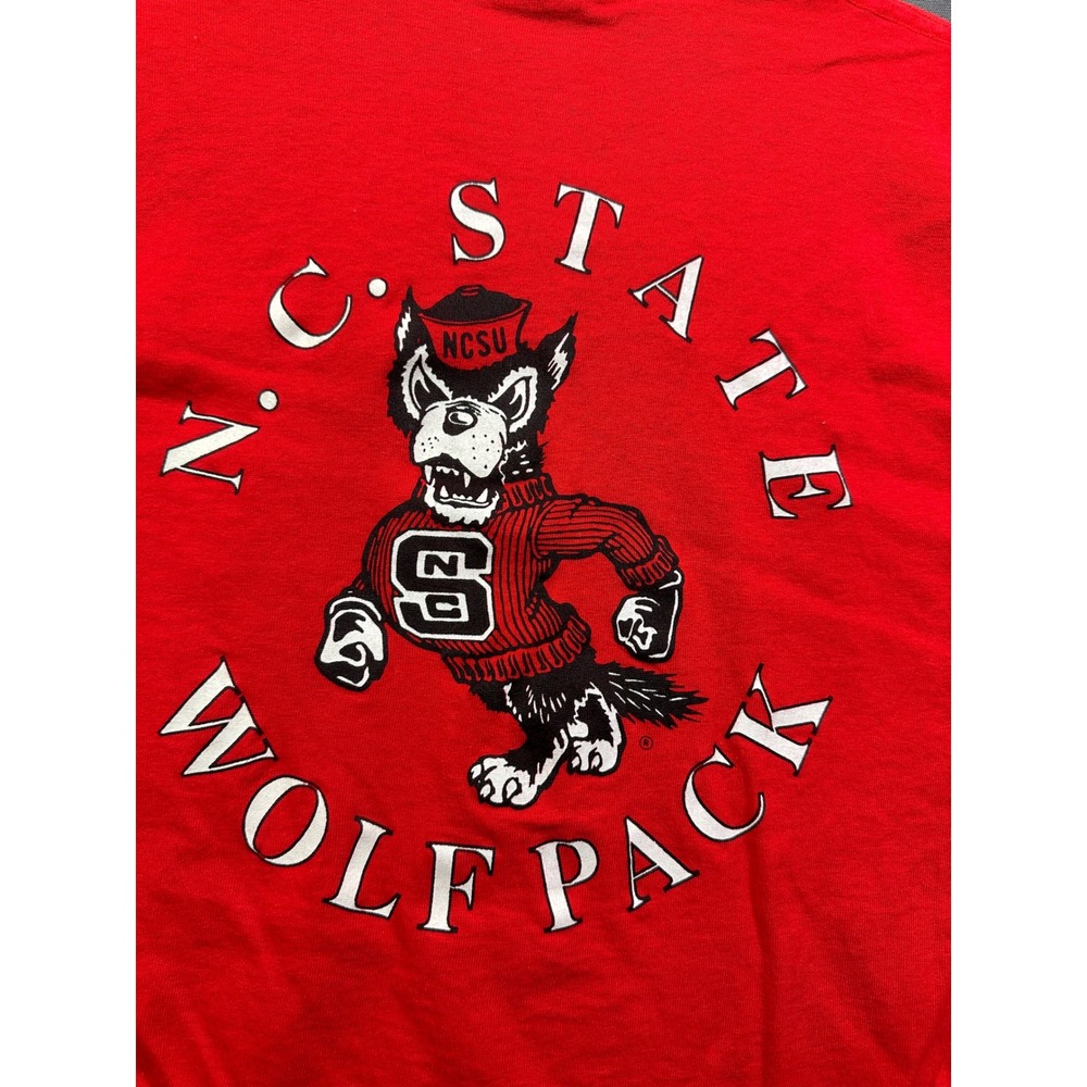 Vintage NC State Wolf Pack Red Graphic T Shirt Large College Togs Rah Rah Sales